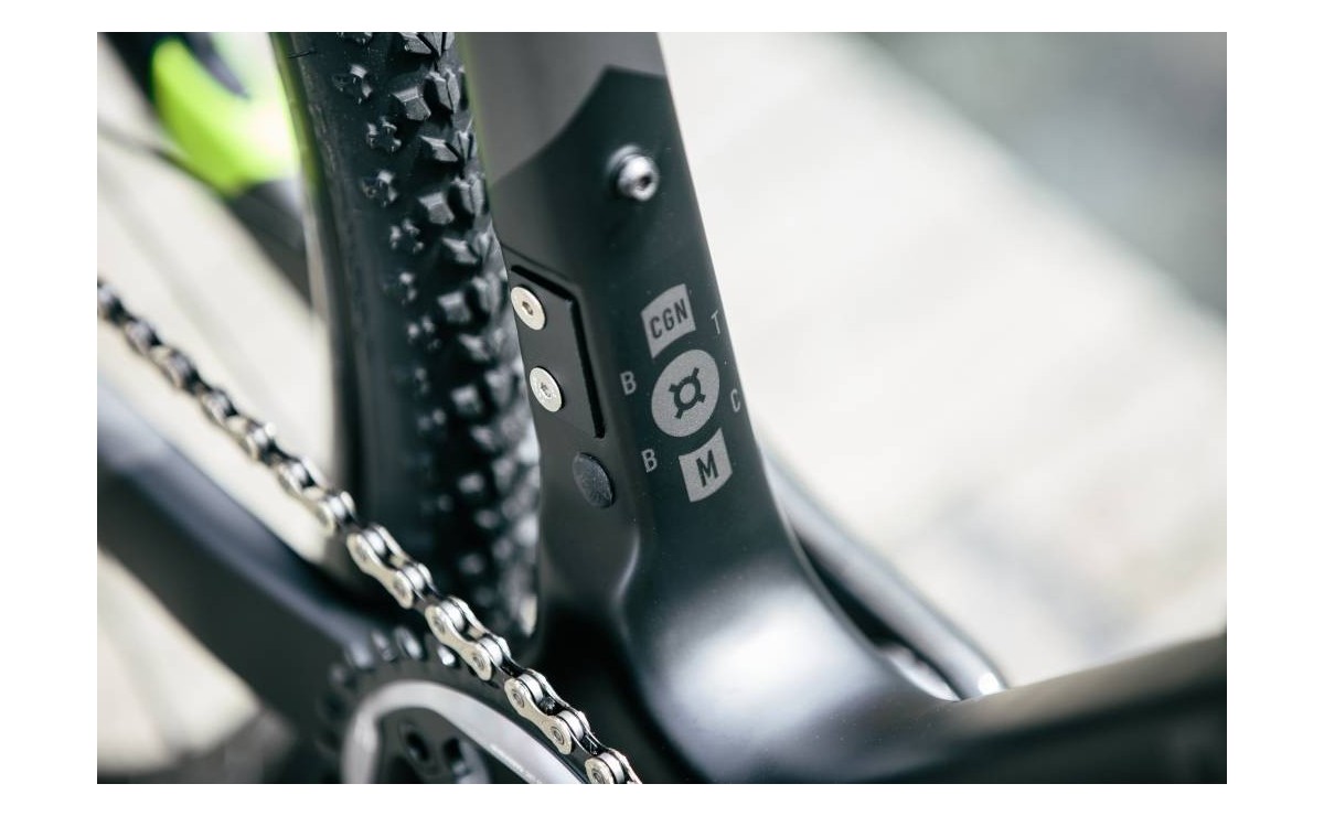 Bombtrack Hook 2 gravel bike