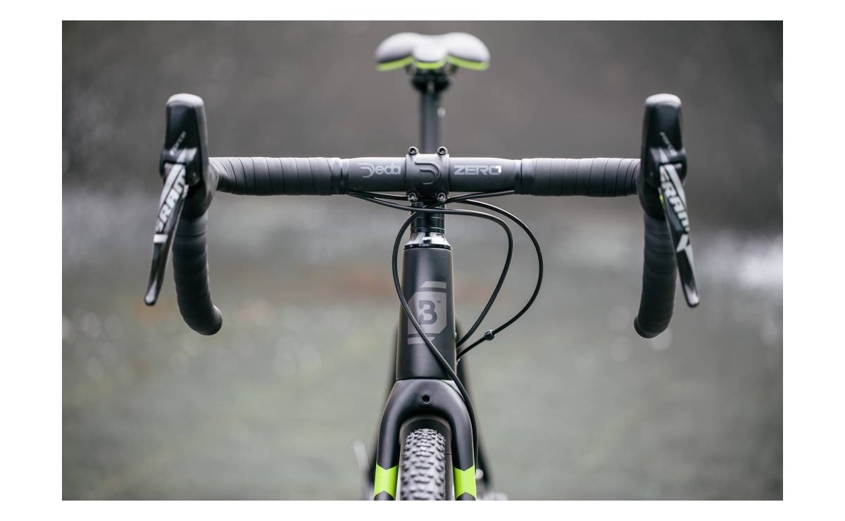 Bombtrack Hook 2 gravel bike