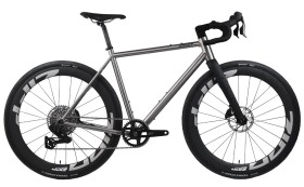 Merit Sterk Ti 1.1 E1 XPLR AXS titanium gravel bike