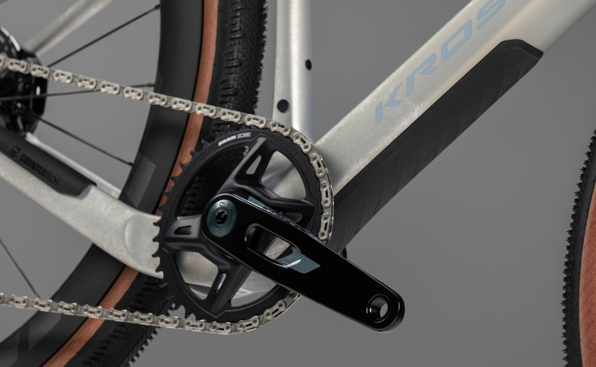 Gravel Bike KROSS Esker ADV 3.0 Sram Rival XPLR 1x13