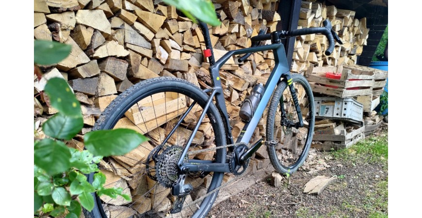 Gravel bike Rondo MYLC CF1 s futuristickým designem i geometrií